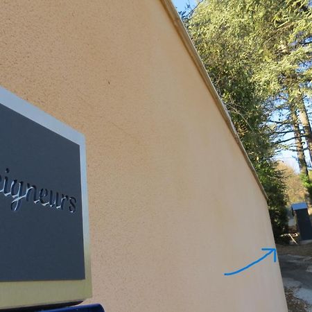 Spacieuse Dependance Duplex 50 M2 Classe 3 Etoiles Sans Vis-A-Vis Gréoux-les-Bains Kültér fotó