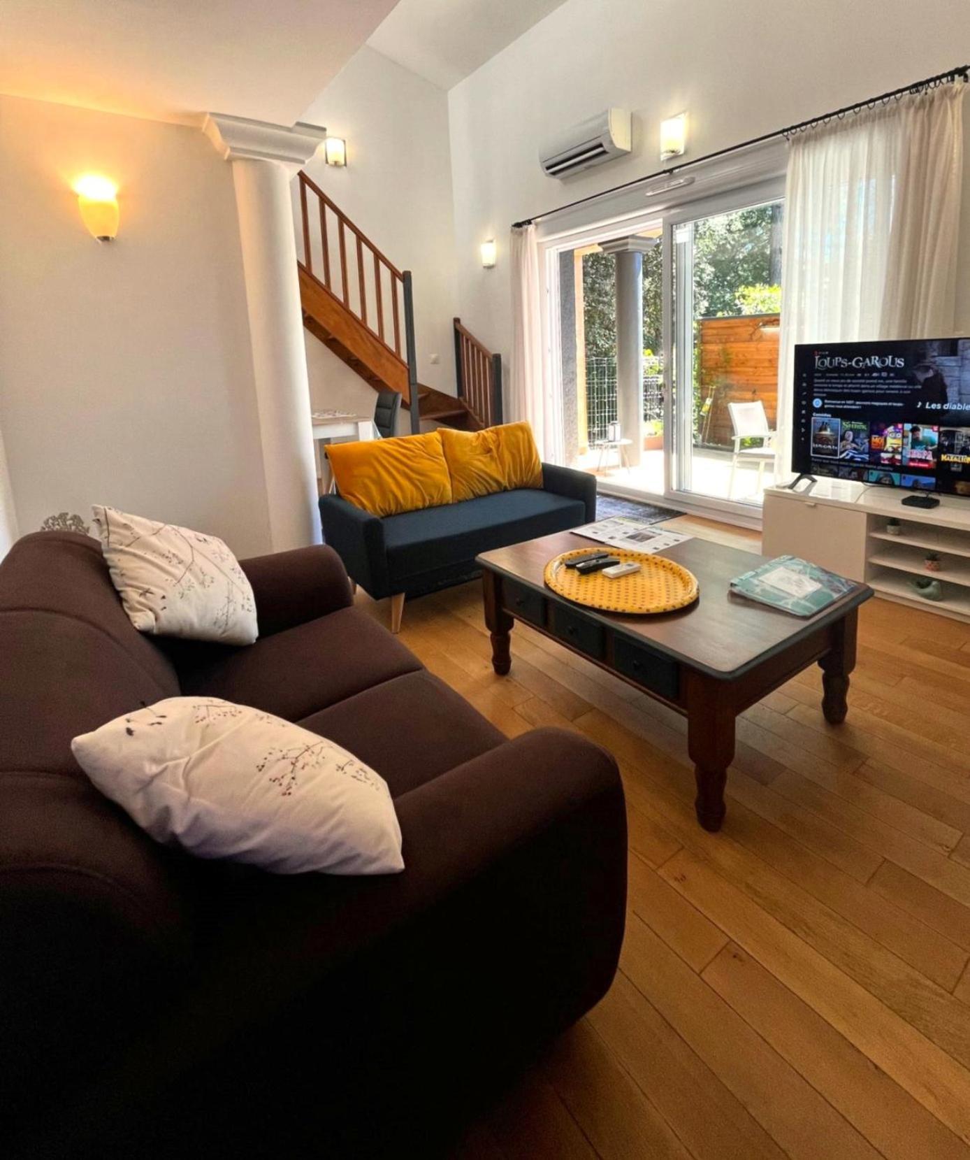 Spacieuse Dependance Duplex 50 M2 Classe 3 Etoiles Sans Vis-A-Vis Gréoux-les-Bains Kültér fotó